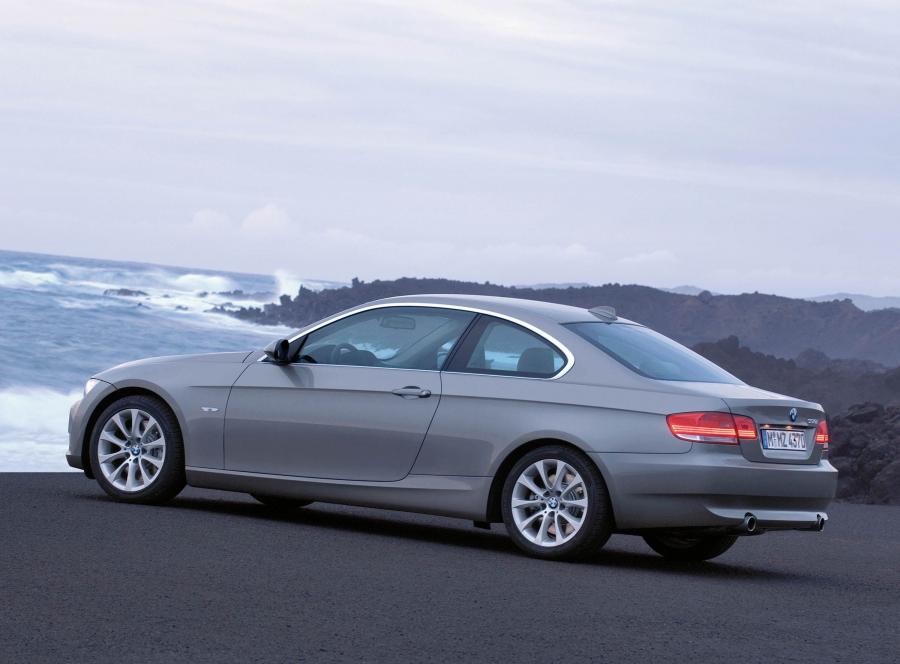  BMW 3-Series Coupe 2007 года  (фото 188 из 219)